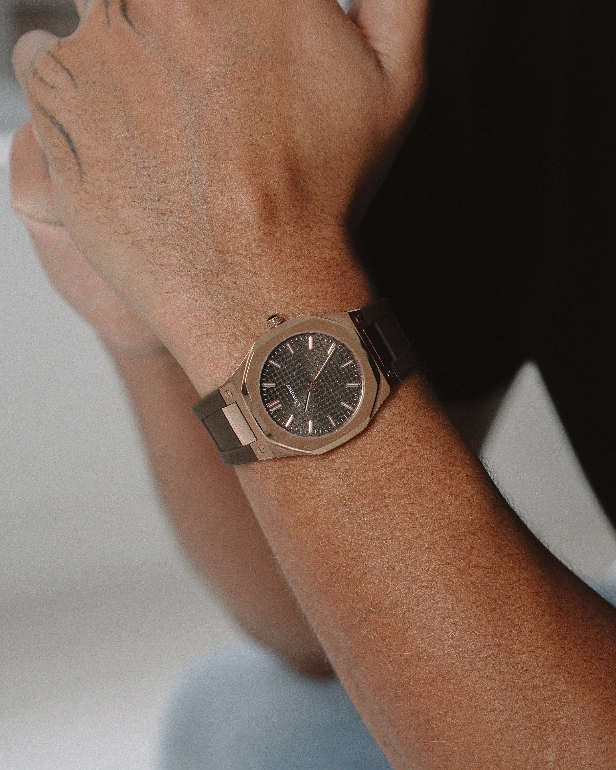 AMARI - ROSE GOLD CHOCOLATE