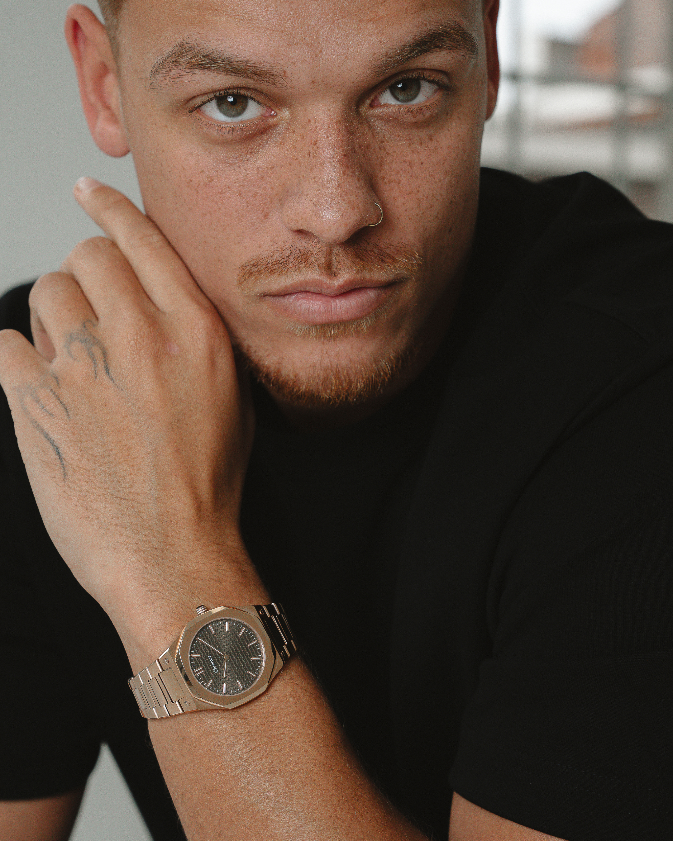 AMARI - ROSE GOLD CHOCOLATE