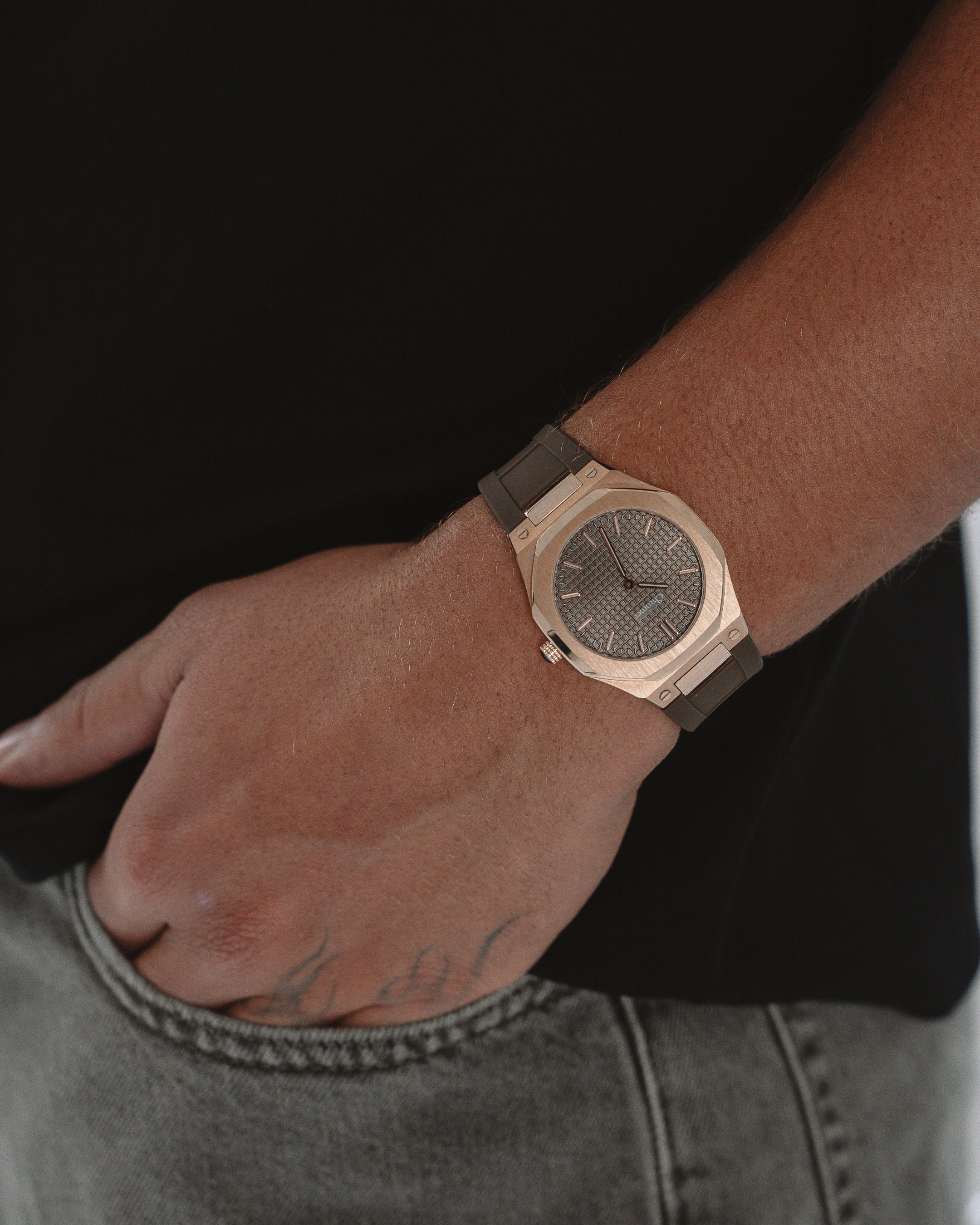 AMARI - ROSE GOLD CHOCOLATE